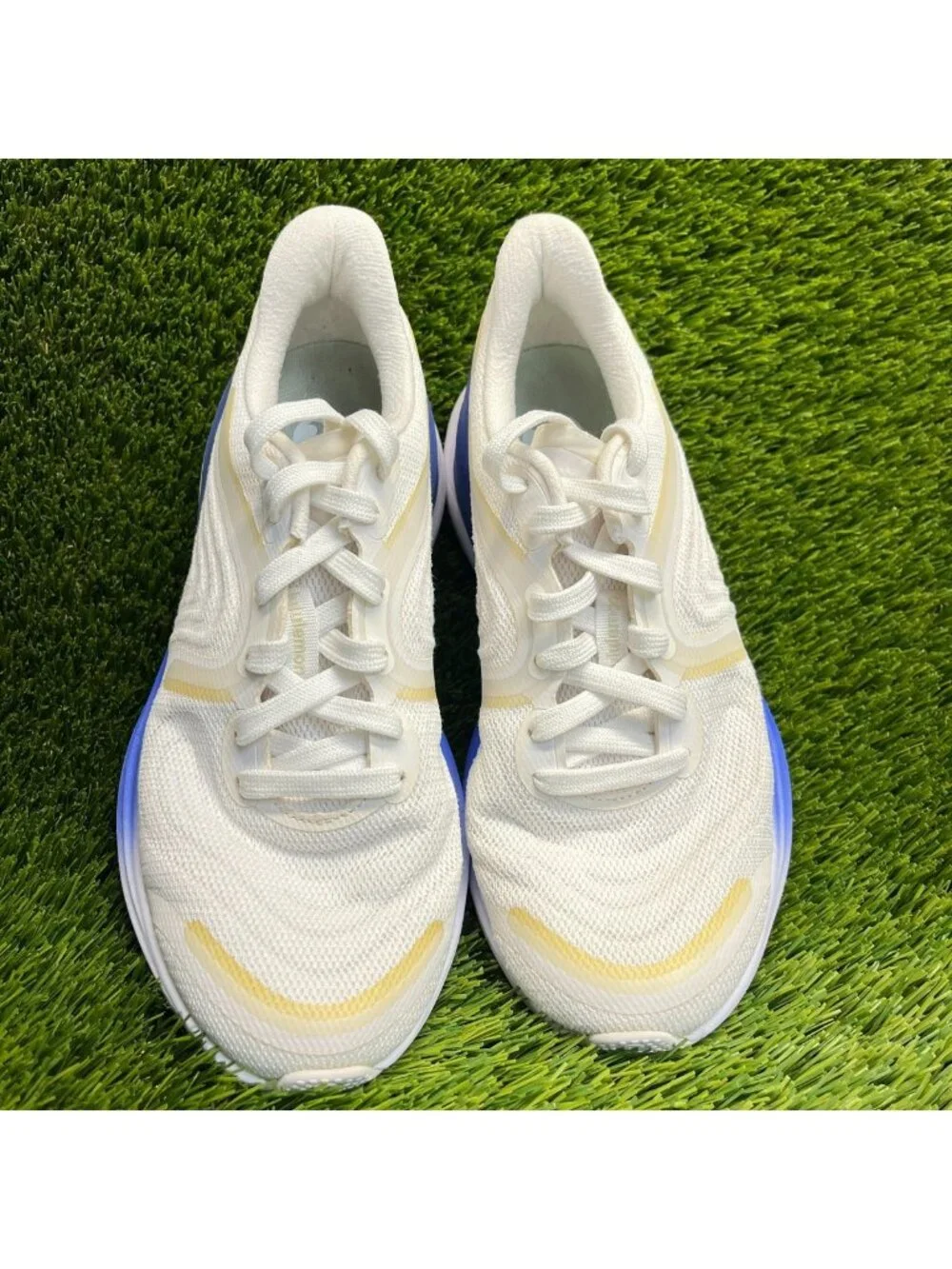 Lululemon Blissfeel Run 2 Womens Size 8 White Athletic Running Shoes Sneakers